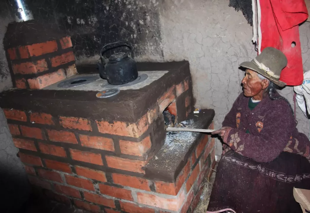 Energía limpia sigue siendo un lujo para miles de hogares en Perú