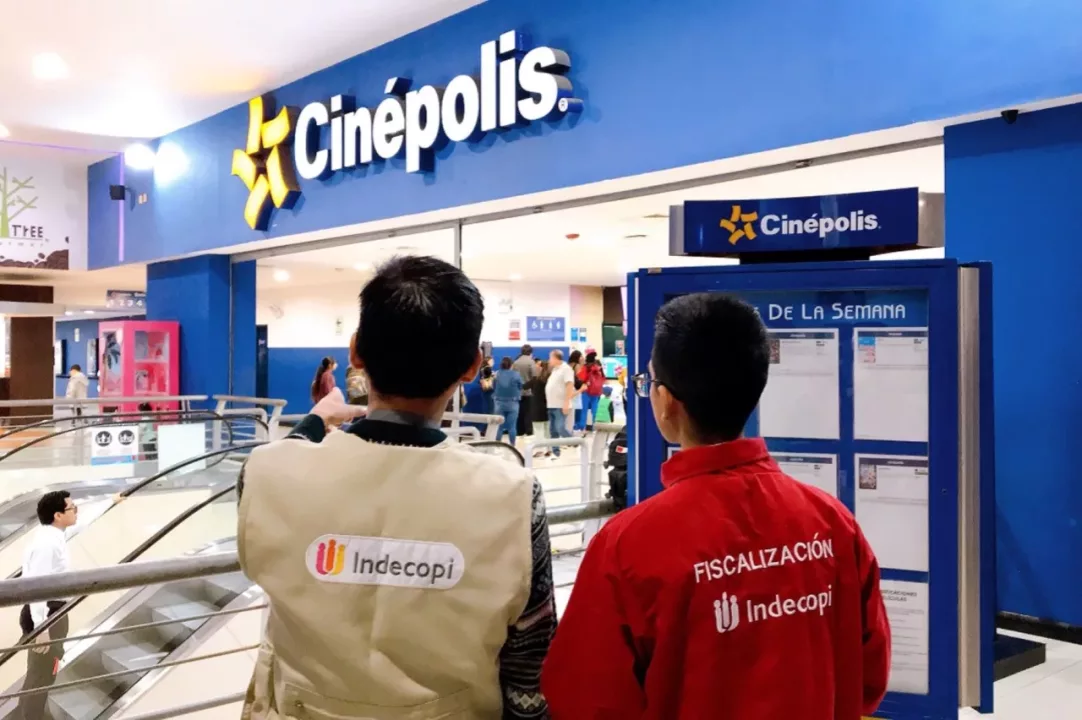 Indecopi sanciona a Cinépolis con S/ 160,500 por impedir a clientes ingresar sus propios alimentos