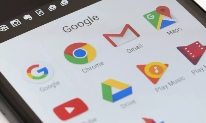 Google bajo la lupa: Elimina celebraciones del calendario y cambia nombres en Maps