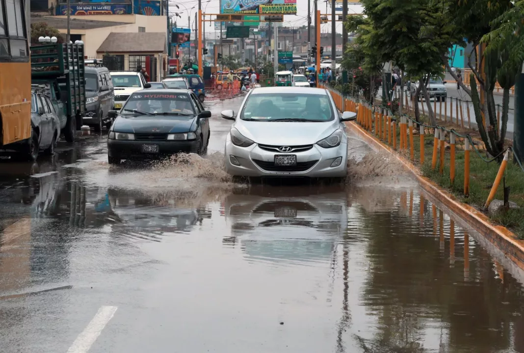 Lluvias continuarán en Lima hasta el 15 de febrero, advierte Senamhi. Foto: Andina.