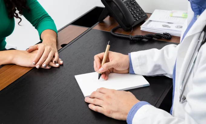 El Poder Ejecutivo tendrá un plazo de 60 días hábiles para adecuar la normativa reglamentaria.