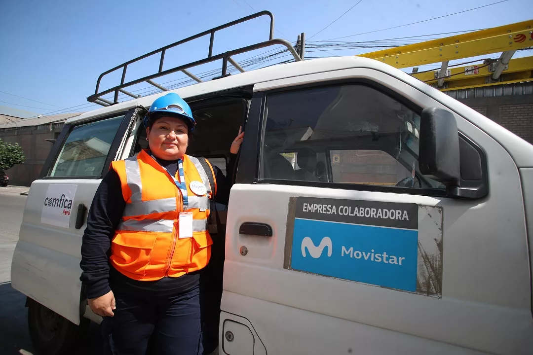 Mujeres en Red: Conoce a cinco profesionales que rompen estereotipos en telecomunicaciones