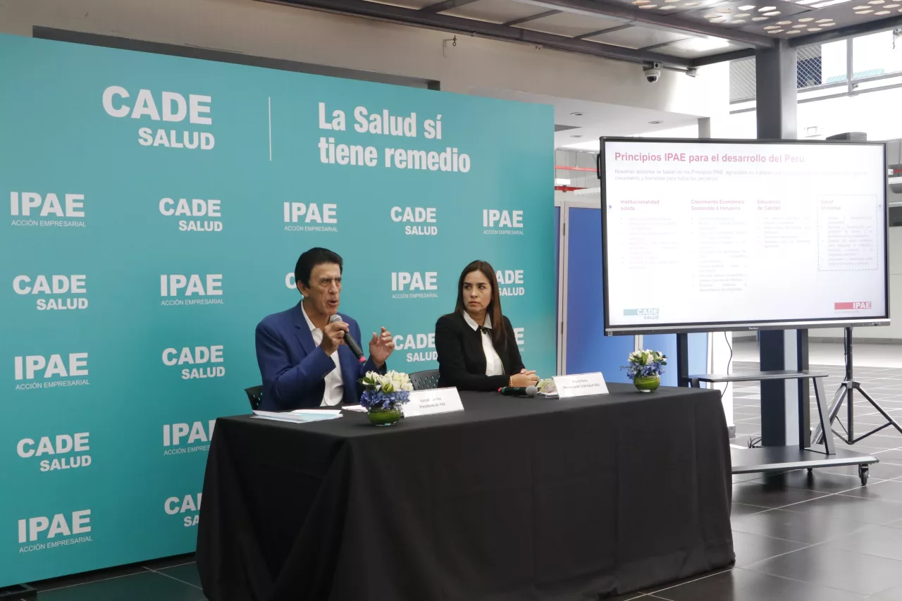 "Déjate ayudar": la invocación de IPAE y el CADE Salud al sector público para afrontar la crisis sanitaria en el Perú