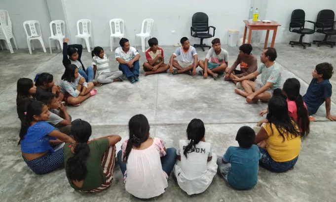 Lenguas en resistencia: jóvenes indígenas usan animaciones para revitalizar su herencia en Loreto