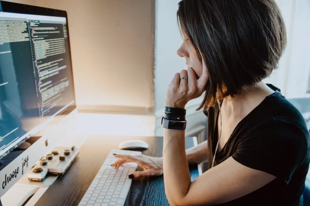 Nueve de cada diez empresas en Perú encuentran dificultades para hallar talento digital