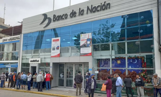 Congreso insiste en ley que facultaría al Banco de la Nación comprar oro a mineros artesanales