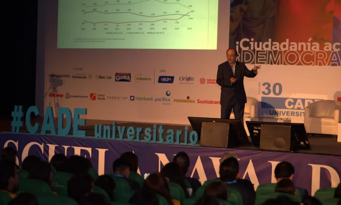 Martín Tanaka en CADE Universitario: "Los jóvenes pueden marcar la diferencia"