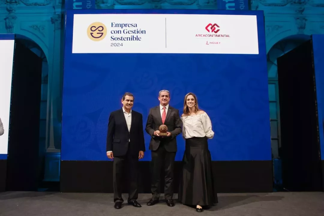 Arca Continental Lindley recibe el Distintivo EGS por 12 años consecutivos
