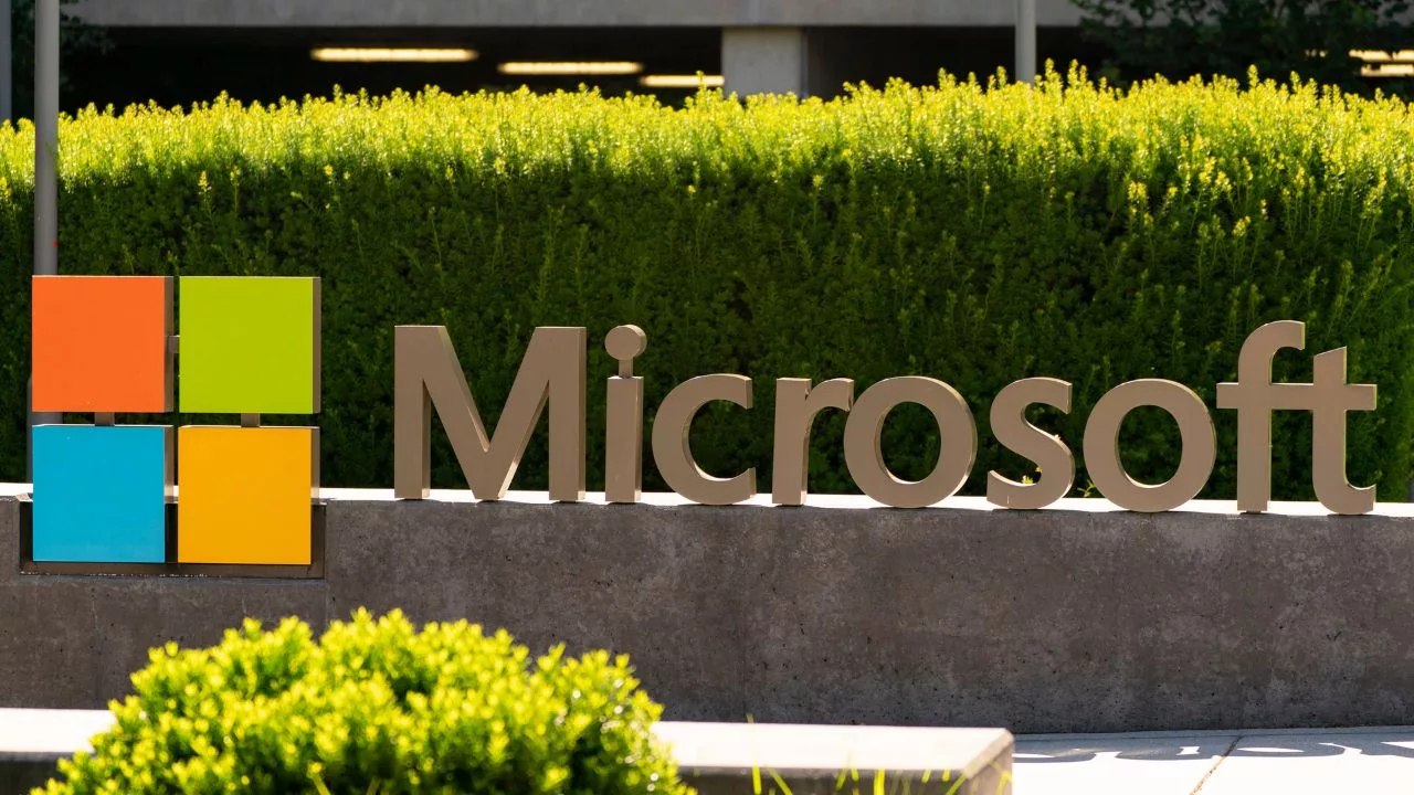 Microsoft eliminará 4.9 millones de toneladas de carbono con innovadora solución basada en biosólidos