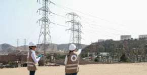 Empresas concesionarias de electricidad tienen hasta marzo del 2026 para retirar cables aéreos en desuso