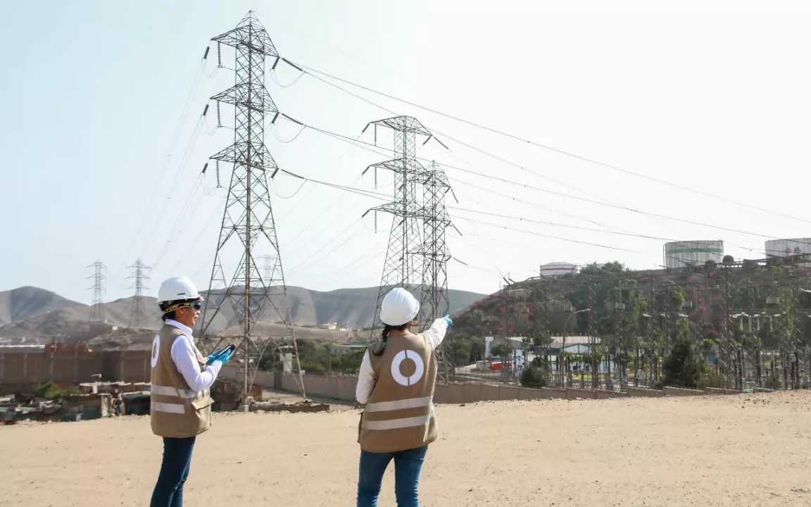 Empresas concesionarias de electricidad tienen hasta marzo del 2026 para retirar cables aéreos en desuso