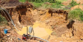 Minería ilegal de oro: un negocio que supera por cuatro a otras economías ilícitas y socava la exportación no tradicional