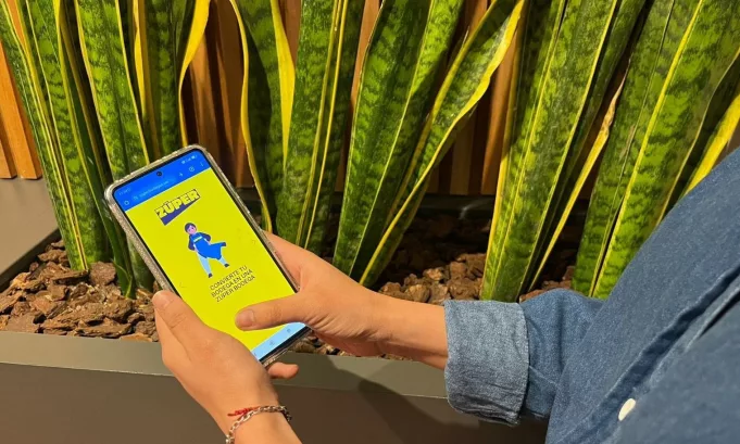 Grupo AJE impulsa la digitalización de más de 65.000 bodegueros peruanos con su plataforma Zúper