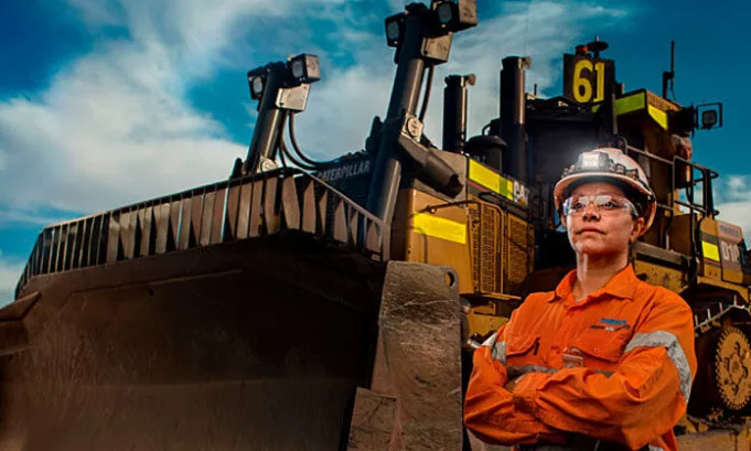 Actualmente, las mujeres representan apenas el 38 % de la fuerza laboral en ocupaciones STEM.