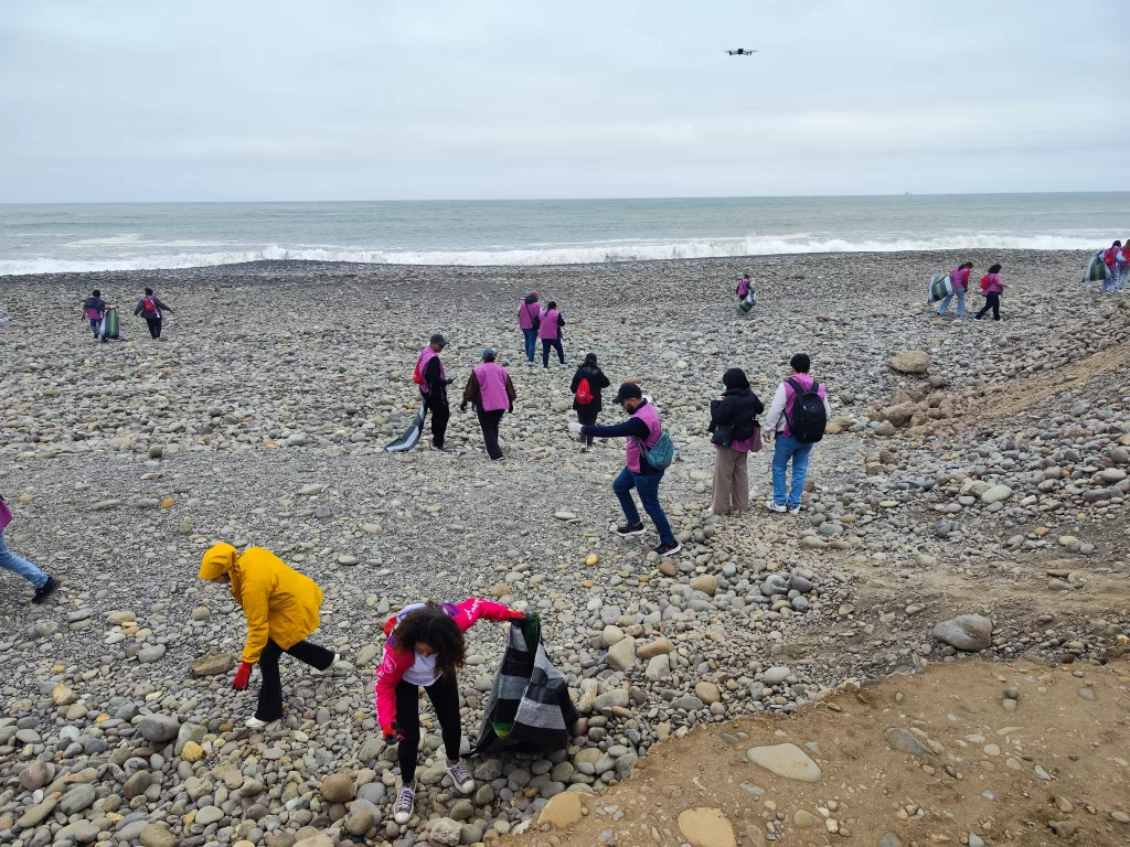 Conectando corazones: El Día de las Buenas Acciones transforma a Perú en el epicentro del voluntariado regional