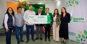 Con el acompañamiento de CARE Perú, más de 50 participantes desarrollaron planes de negocio, de los cuales cuatro fueron reconocidos con capital semilla para iniciar sus proyectos.
