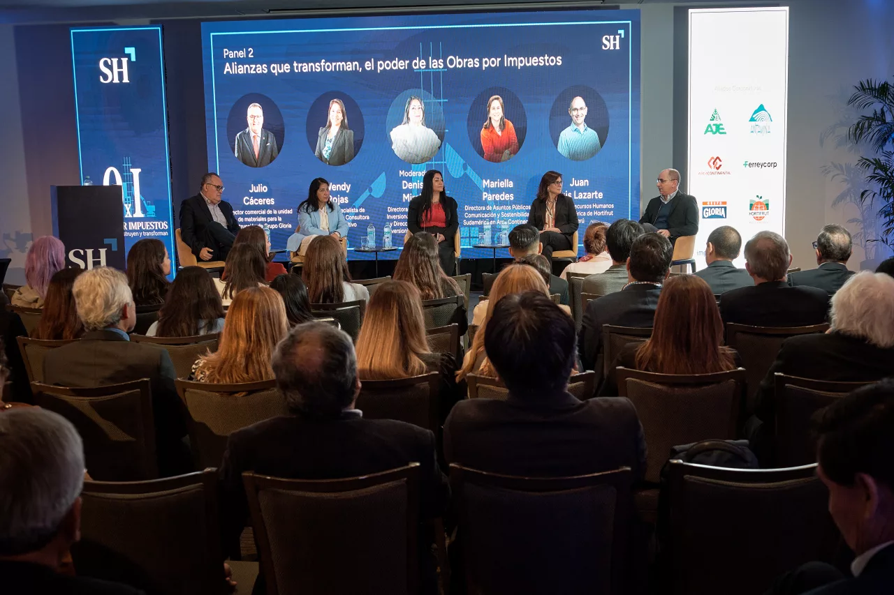 La Revista Stakeholders reunió a representantes del sector público, empresarial y académico en el evento “Obras por Impuestos: Alianzas que construyen y transforman”.