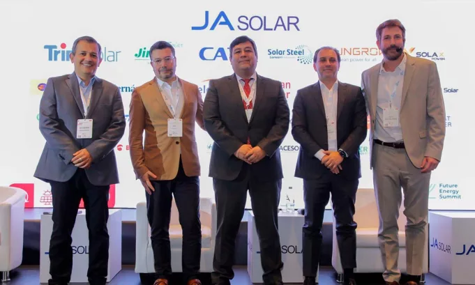 A la fecha, ISA ENERGÍA desarrolla nueve proyectos de transmisión en alta tensión que beneficiarán a más de 12 millones de peruanos en distintas regiones del país.