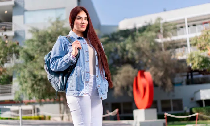 La UPC abrió la convocatoria de la Beca Laureate Transforma, que ofrece cobertura total de matrícula y pensiones durante toda la carrera universitaria.