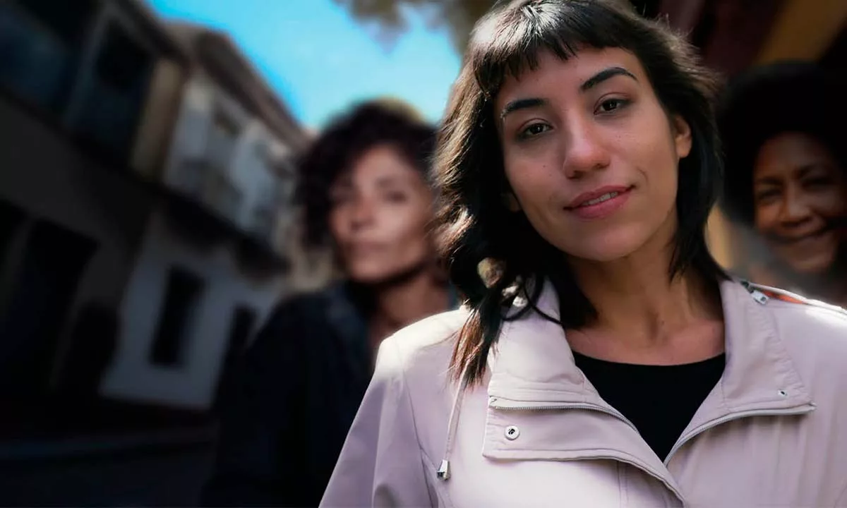 La campaña de Avon explica cuáles son los cinco tipos de violencia contra la mujer más comunes, por qué muchas víctimas no los reconocen y qué acciones recomiendan especialistas para identificarlos y prevenirlos.