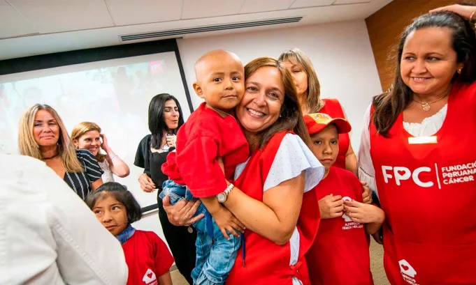 La Fundación Peruana de Cáncer presenta Promos con Corazón, la plataforma solidaria que convierte cada compra en apoyo directo para pacientes con cáncer.