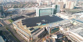 Mallplaza avanza en su estrategia de sostenibilidad al alinear sus objetivos de reducción de emisiones con estándares internacionales, integrando la cadena de valor en su camino hacia el Net Zero y una operación más responsable.