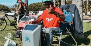 Innovación social y sostenibilidad se unen en MakeShift, una mochila diseñada para brindar autonomía y mejores condiciones de vida a quienes enfrentan la falta de vivienda.