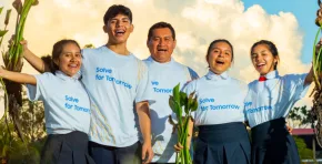 En el Día Internacional del Voluntariado, Samsung destaca el impacto del voluntariado intelectual a través de su programa Solve for Tomorrow, una iniciativa que impulsa a miles de estudiantes latinoamericanos a desarrollar soluciones STEM con apoyo de mentores especializados.