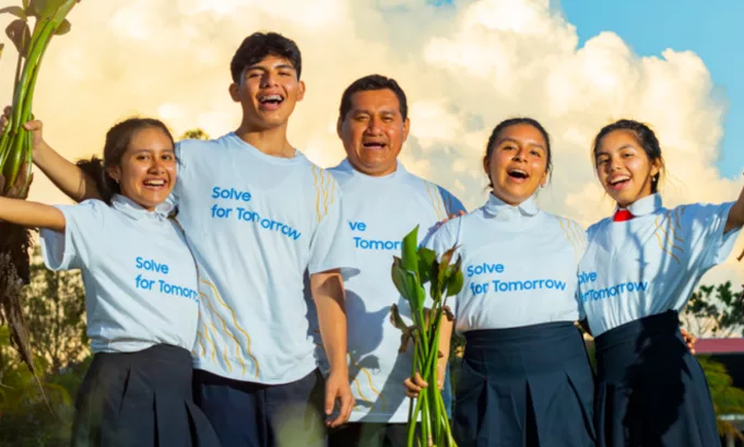 En el Día Internacional del Voluntariado, Samsung destaca el impacto del voluntariado intelectual a través de su programa Solve for Tomorrow, una iniciativa que impulsa a miles de estudiantes latinoamericanos a desarrollar soluciones STEM con apoyo de mentores especializados.