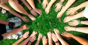 El voluntariado corporativo evoluciona en el Perú como eje de sostenibilidad, cultura organizacional e impacto social, con empresas que apuestan por programas estratégicos y medibles.