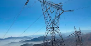 La infraestructura eléctrica, ejecutada a través de Consorcio Transmantaro, fortalece el desarrollo de una minería moderna y sostenible e incorpora tecnología basada en inteligencia artificial para reforzar la seguridad operativa.