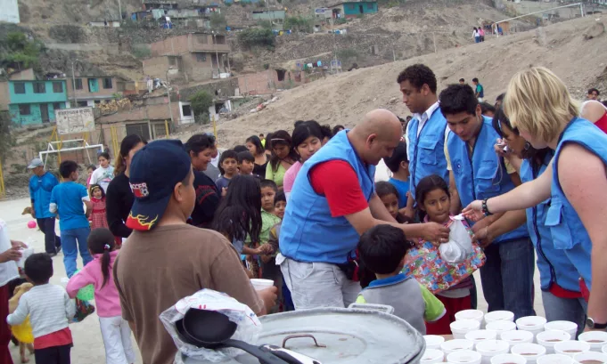 Zonas afectadas por desastres y crisis sociales requieren voluntarios. Descubre dónde se necesita ayuda y cómo participar de forma responsable.
