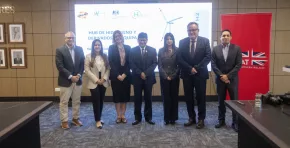 Un taller de alto nivel, impulsado por el Gobierno Regional de Arequipa, la Embajada Británica y H2 Perú, avanza en la construcción de un modelo de gobernanza para el Hub de Hidrógeno, con énfasis en coordinación institucional, reglas claras y certidumbre para la inversión de largo plazo.