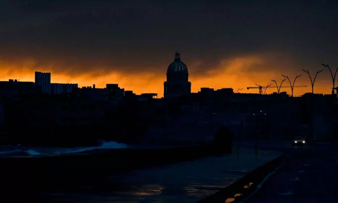El organismo internacional advirtió que la falta de petróleo y las limitaciones energéticas ponen en riesgo derechos fundamentales como el acceso a alimentos, salud y electricidad, y pidió fortalecer la cooperación internacional para aliviar la situación.